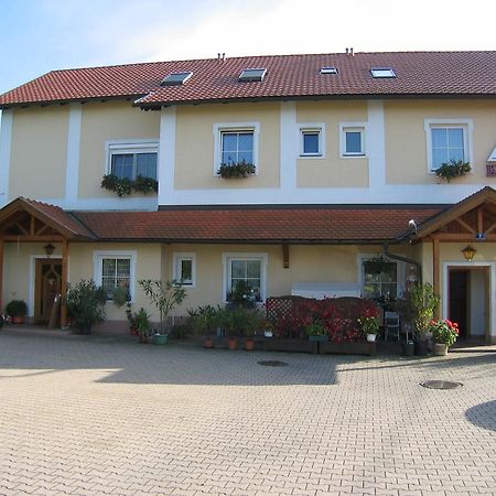 Frühstückspension Kölich Klagenfurt am Wörthersee Exterior foto