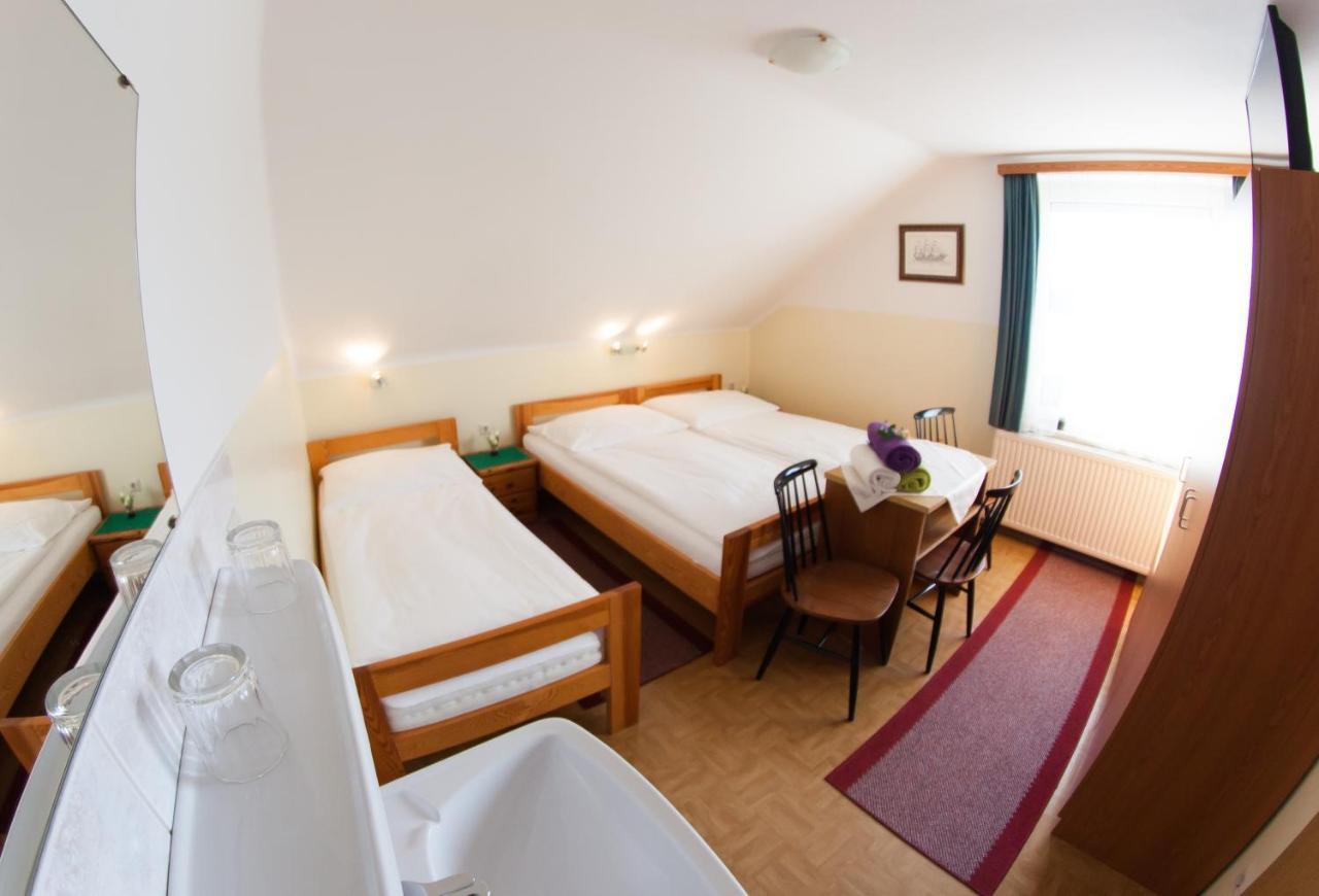 Frühstückspension Kölich Klagenfurt am Wörthersee Exterior foto