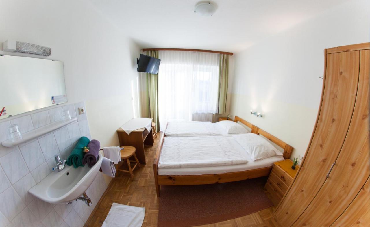 Frühstückspension Kölich Klagenfurt am Wörthersee Exterior foto