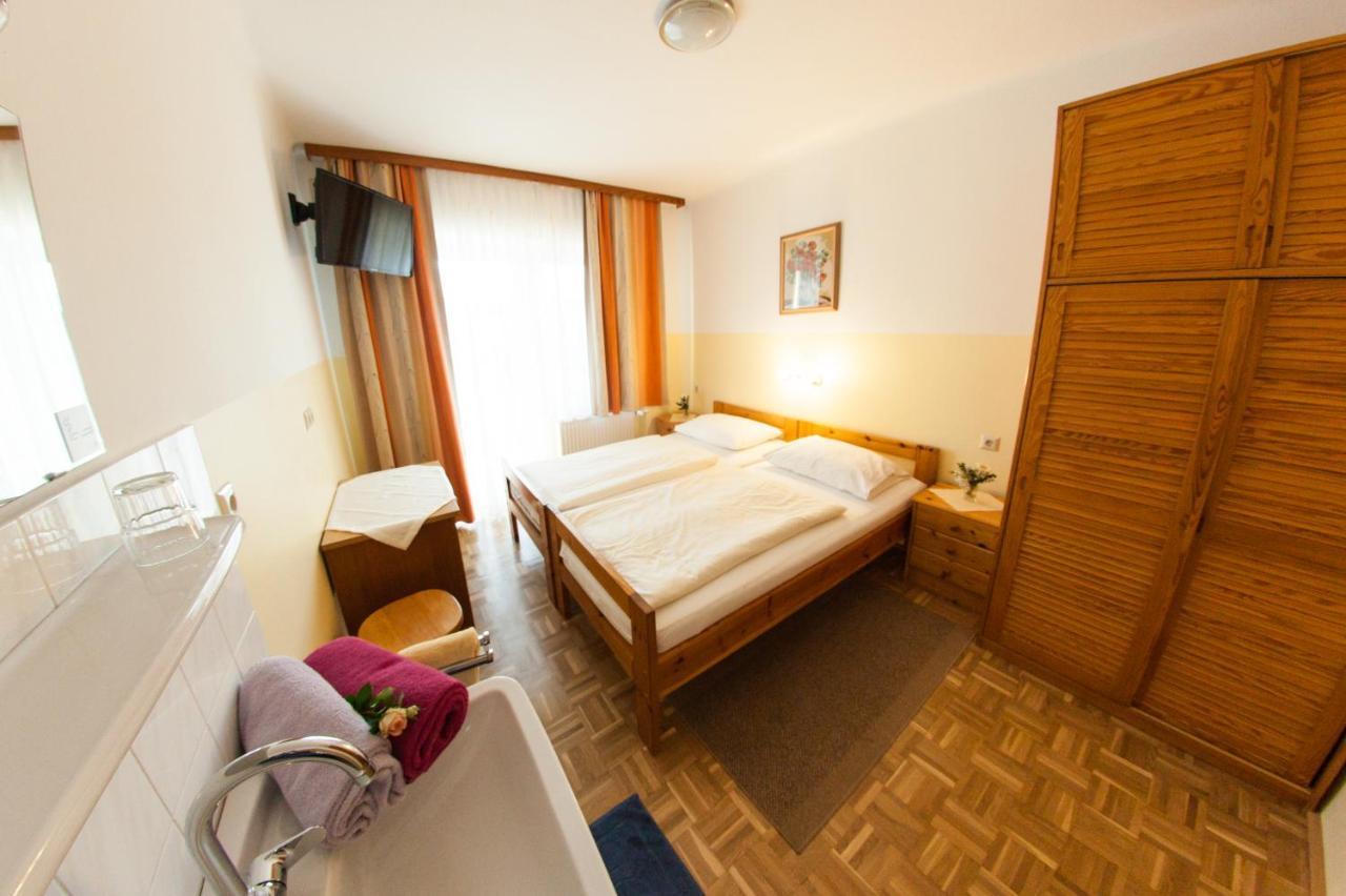 Frühstückspension Kölich Klagenfurt am Wörthersee Exterior foto
